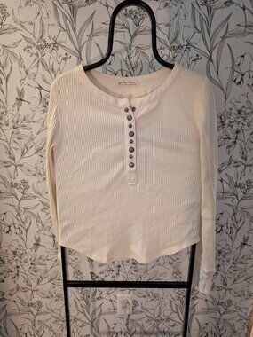 We The Free Free People Ivory Waffle Knit Snap Henley Thermal Top Medium